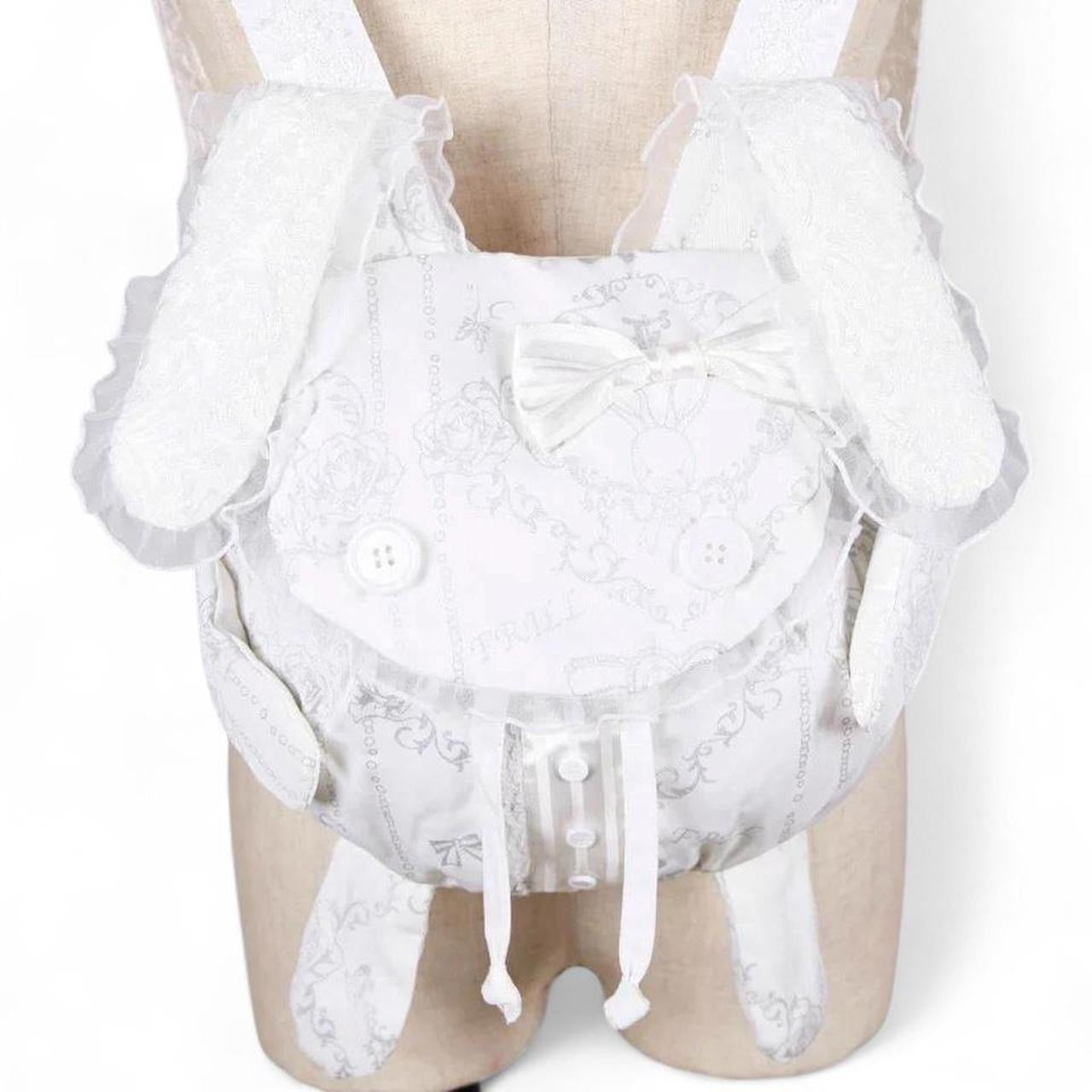 h.Naoto Lovely Bunny Frill Backpack in White