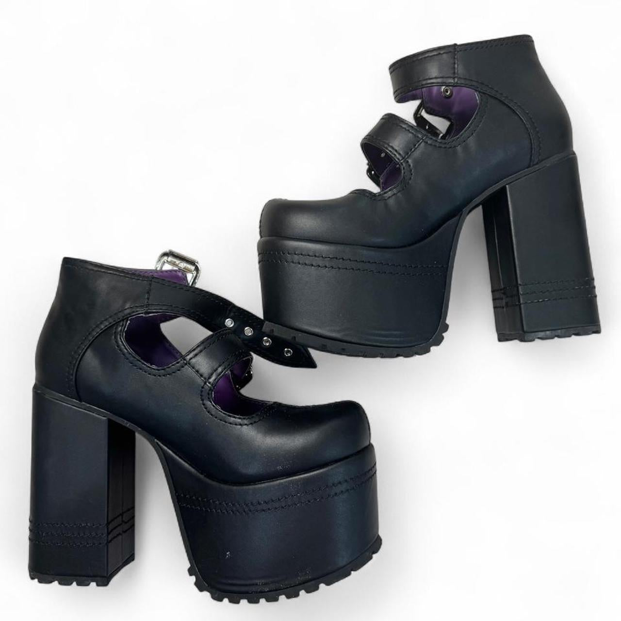 Yosuke Black Platform Mary Jane