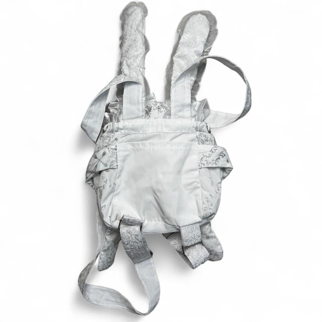 h.Naoto Lovely Bunny Frill Backpack / WH